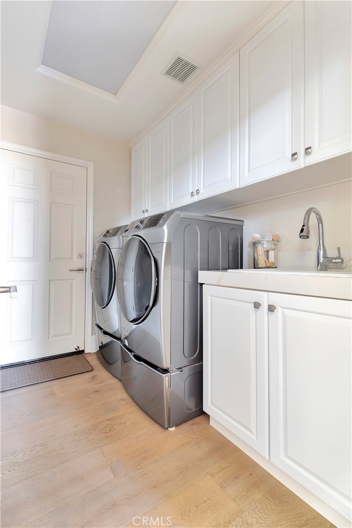 1435 High Bluff Drive