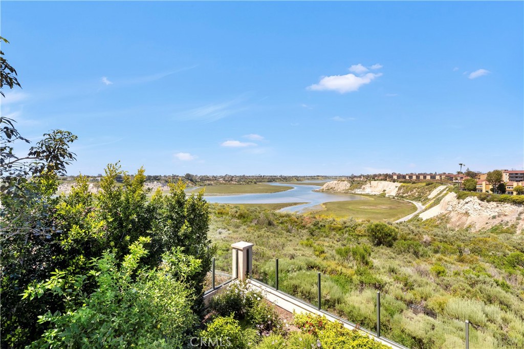 1435 High Bluff Drive