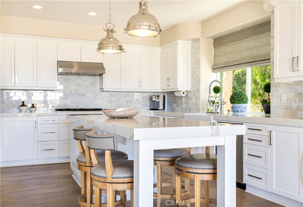 1435 High Bluff Drive