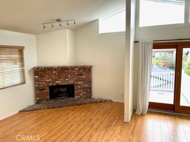 433 1/2 Heliotrope Avenue