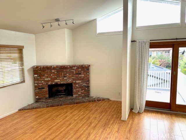 433 1/2 Heliotrope Avenue