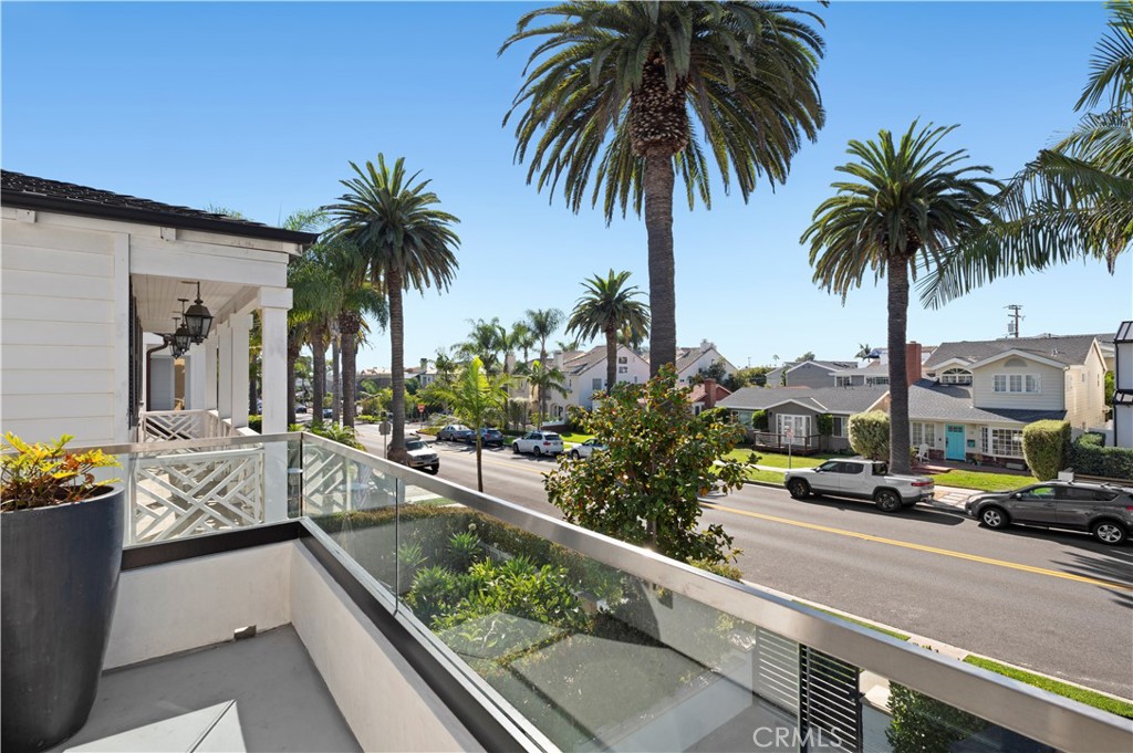 712 Marguerite Avenue