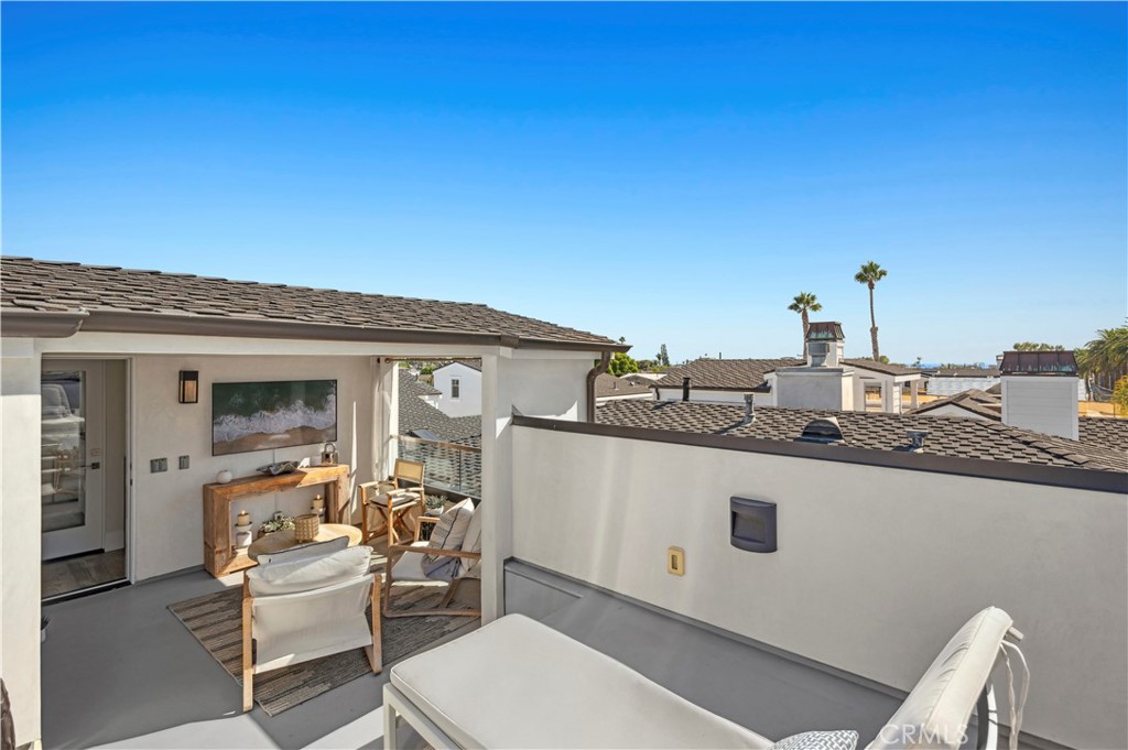 712 Marguerite Avenue