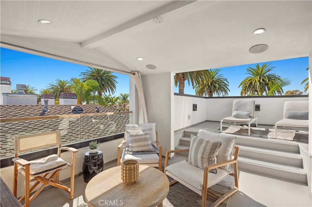 712 Marguerite Avenue