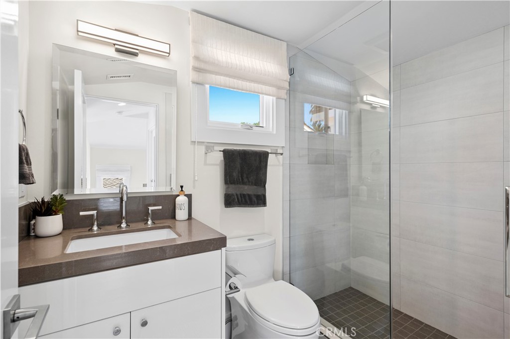 712 Marguerite Avenue