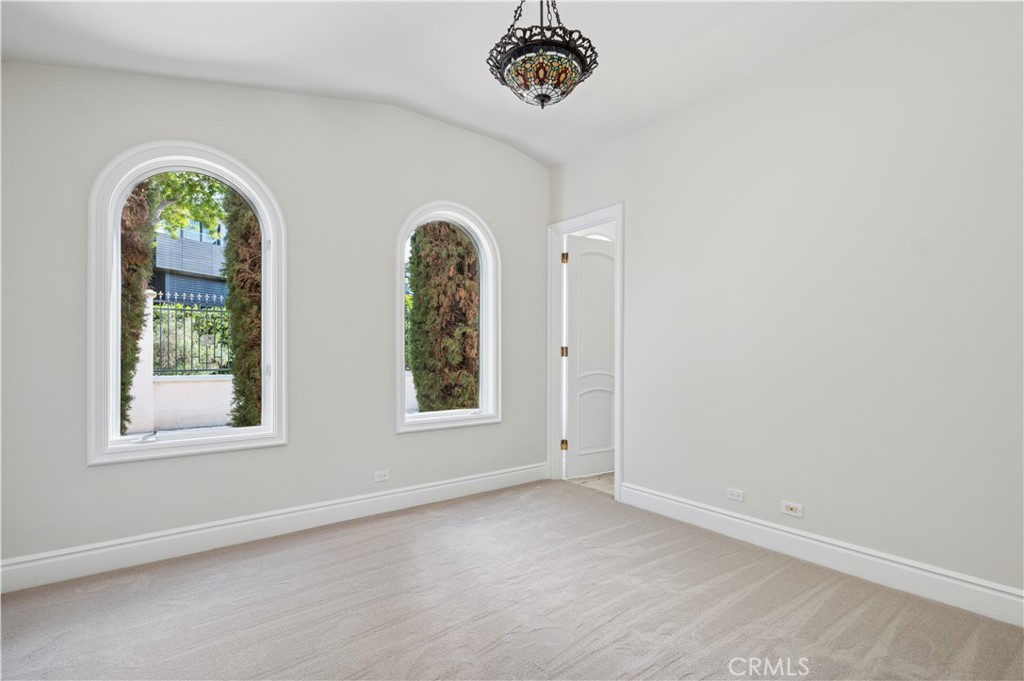 4627 Surrey Drive