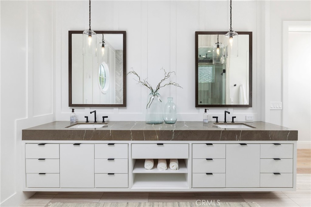 1515 E Ocean Boulevard