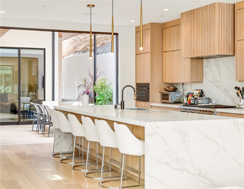 221 Heliotrope Avenue