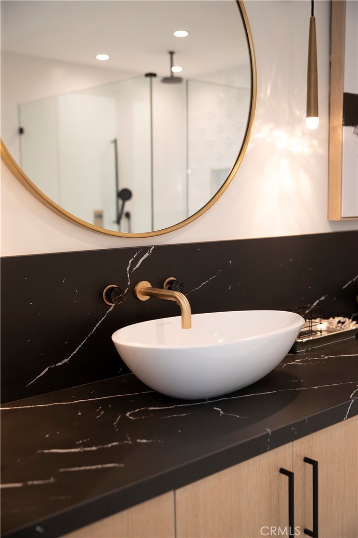 221 Heliotrope Avenue