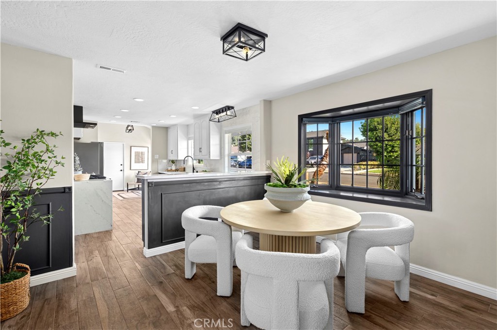 11891 Gladstone Drive