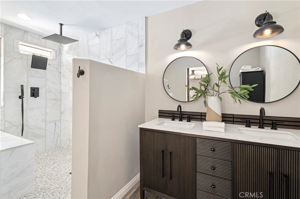 11891 Gladstone Drive