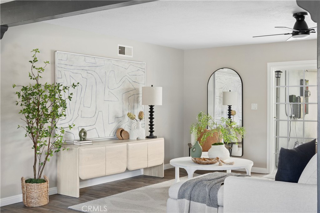 11891 Gladstone Drive