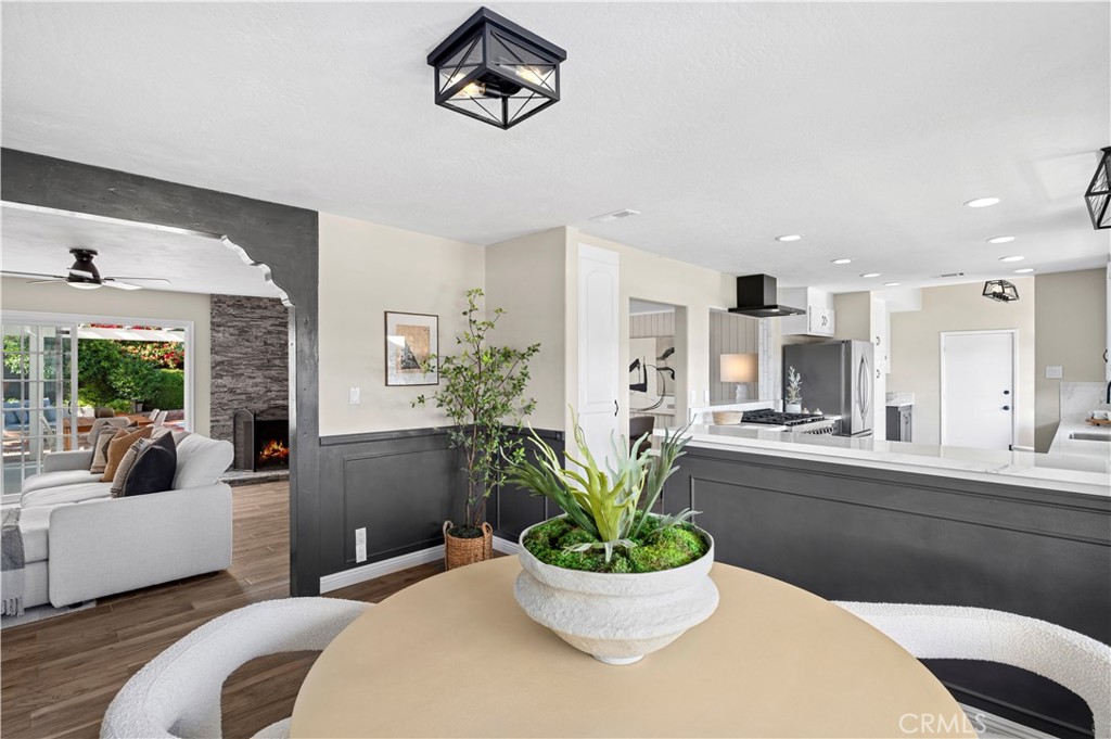 11891 Gladstone Drive