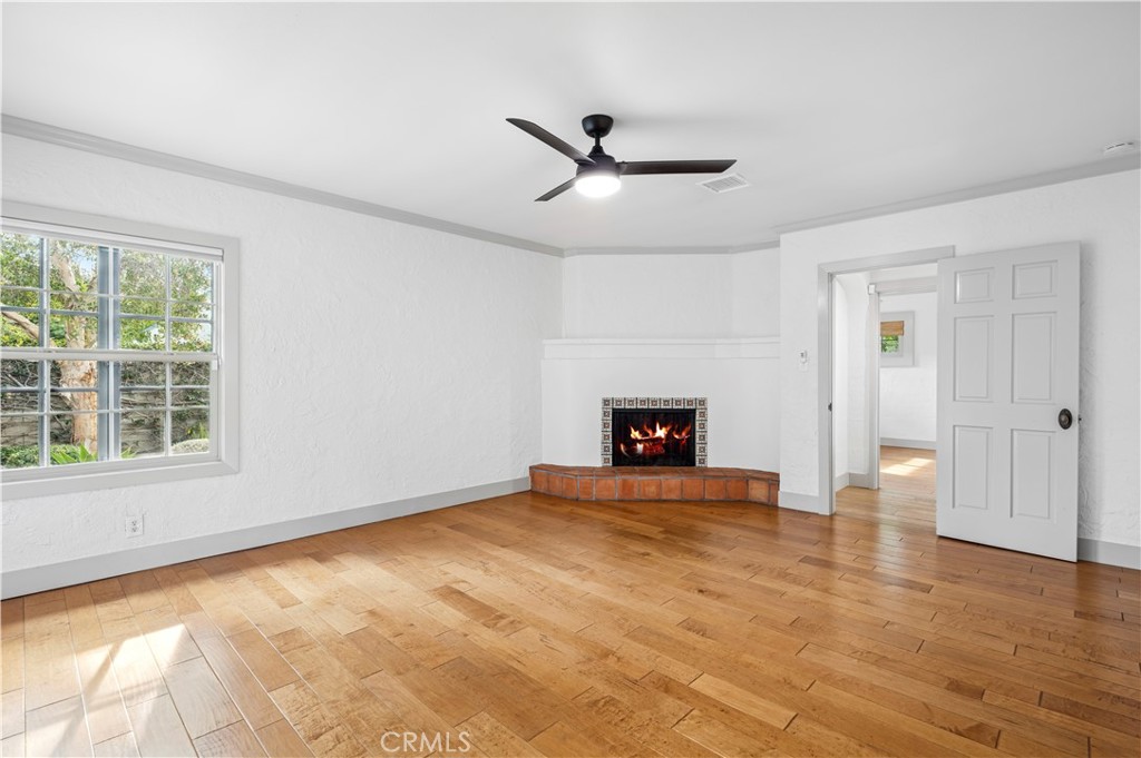 1596 SE Skyline Drive