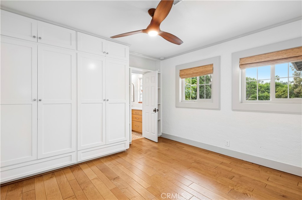 1596 SE Skyline Drive