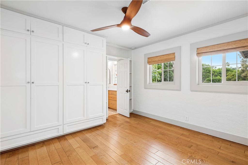 1596 SE Skyline Drive