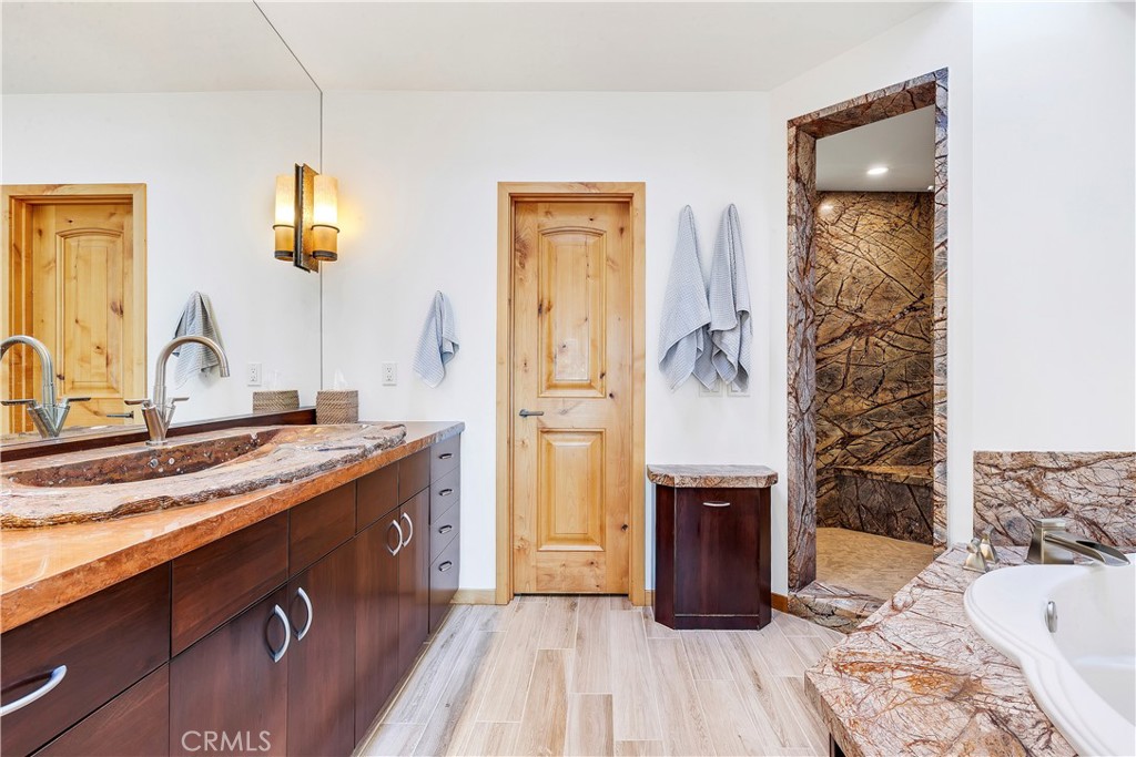 206 Grandview Street