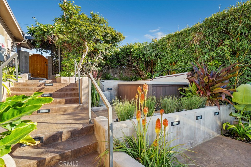 206 Grandview Street