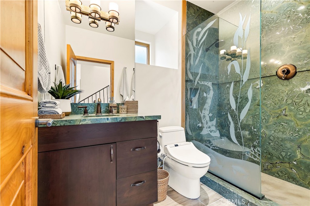 206 Grandview Street