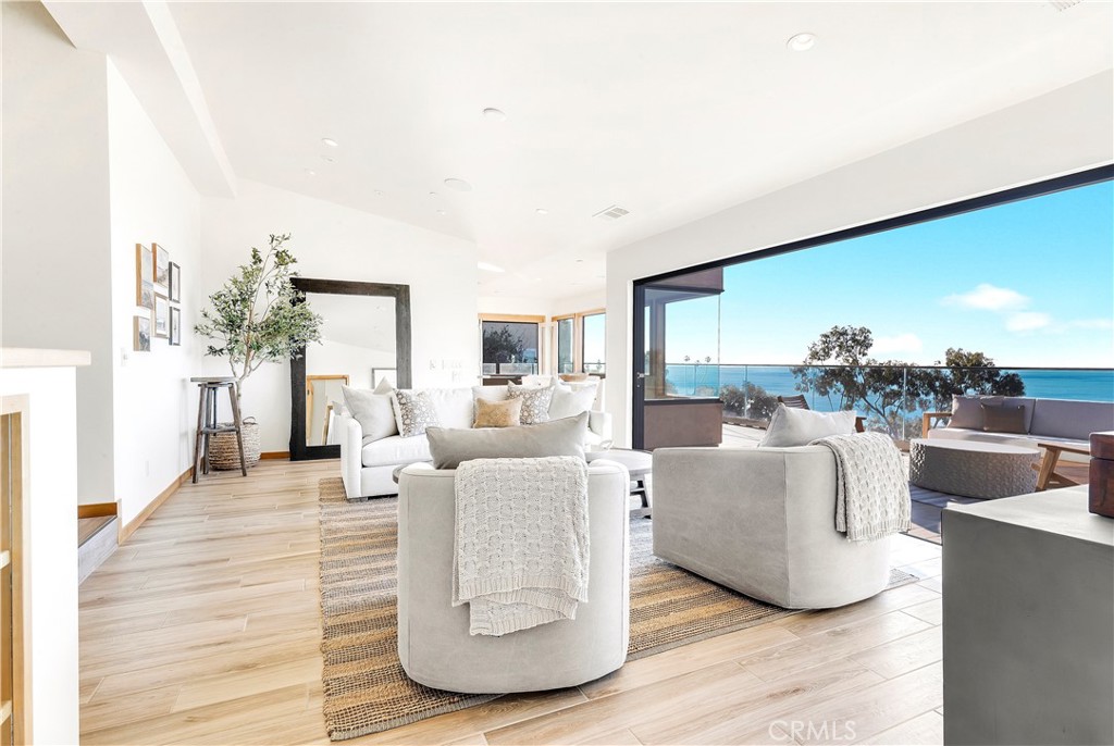 206 Grandview Street