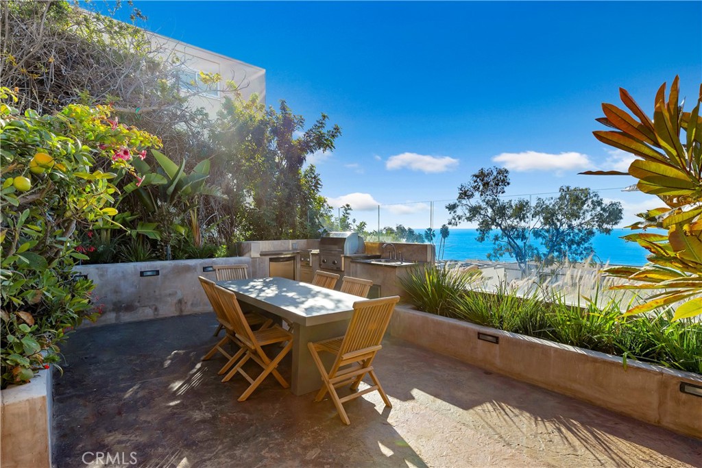 206 Grandview Street