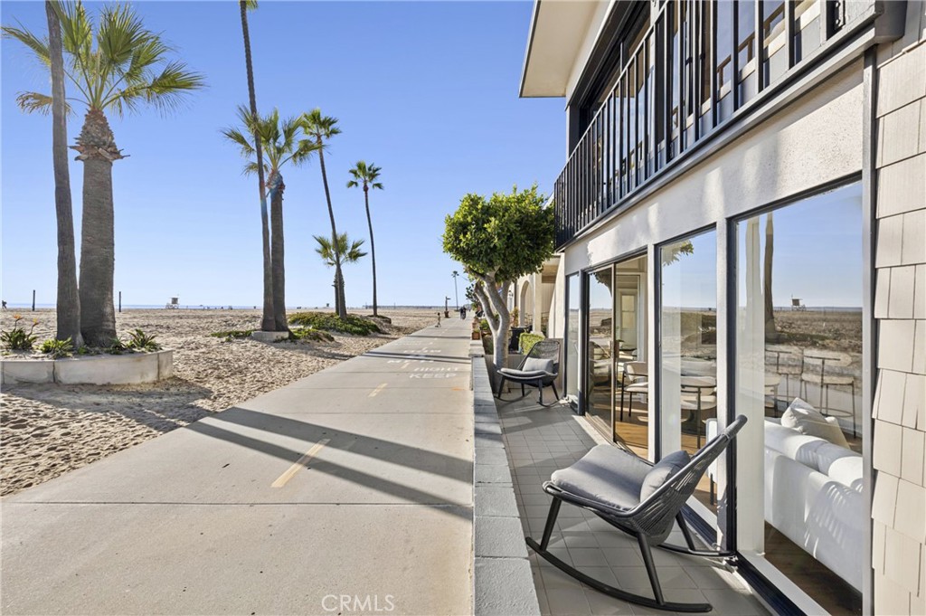 1510 W Oceanfront