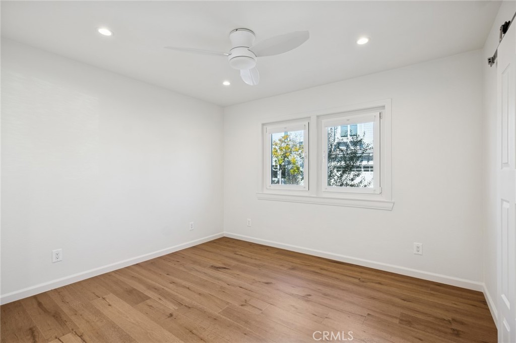 620 1/2 Acacia Avenue