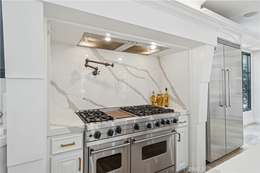 312 Carnation Avenue