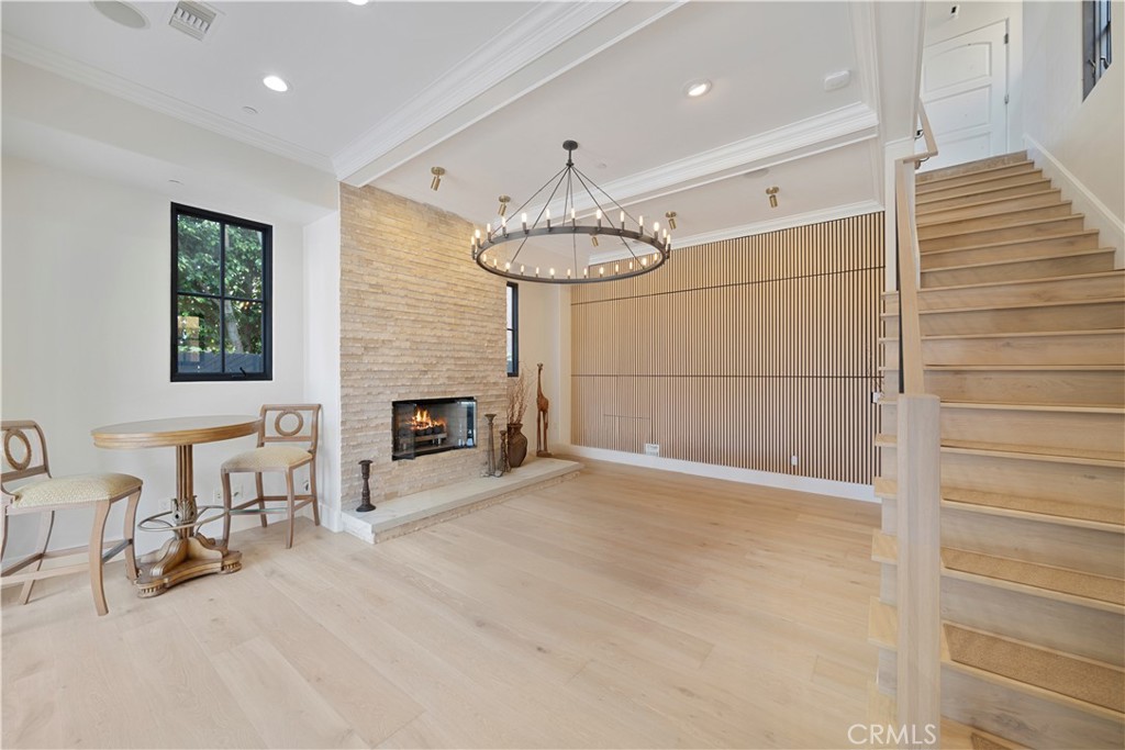 312 Carnation Avenue