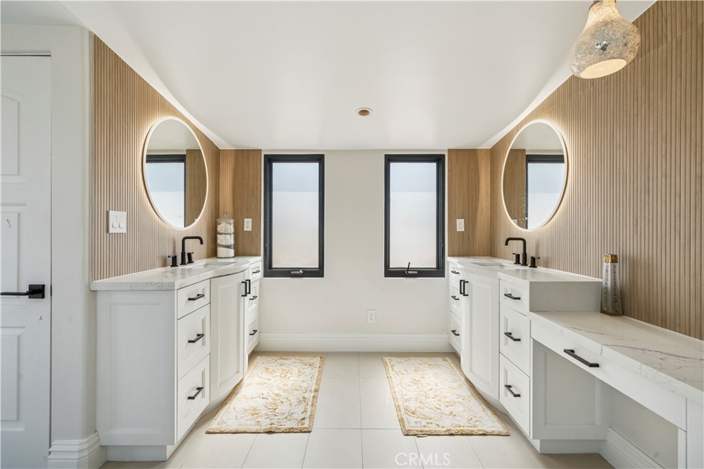 312 Carnation Avenue