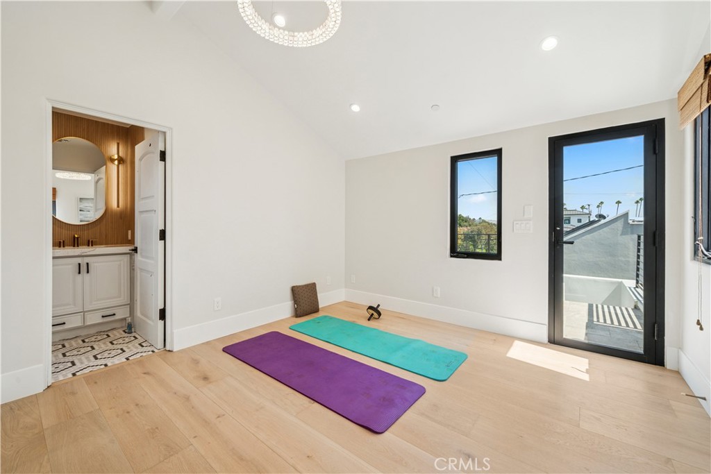 312 Carnation Avenue