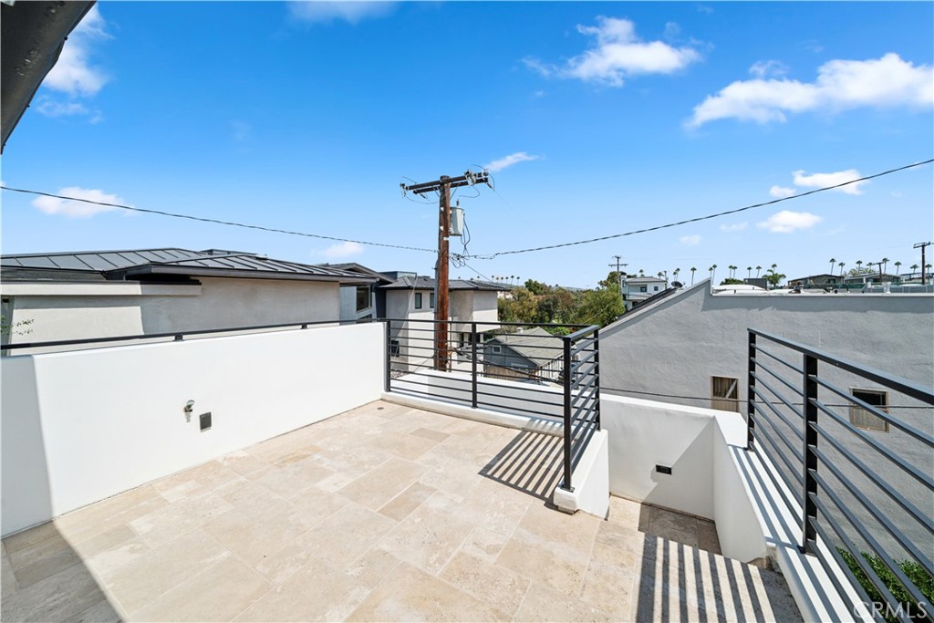 312 Carnation Avenue