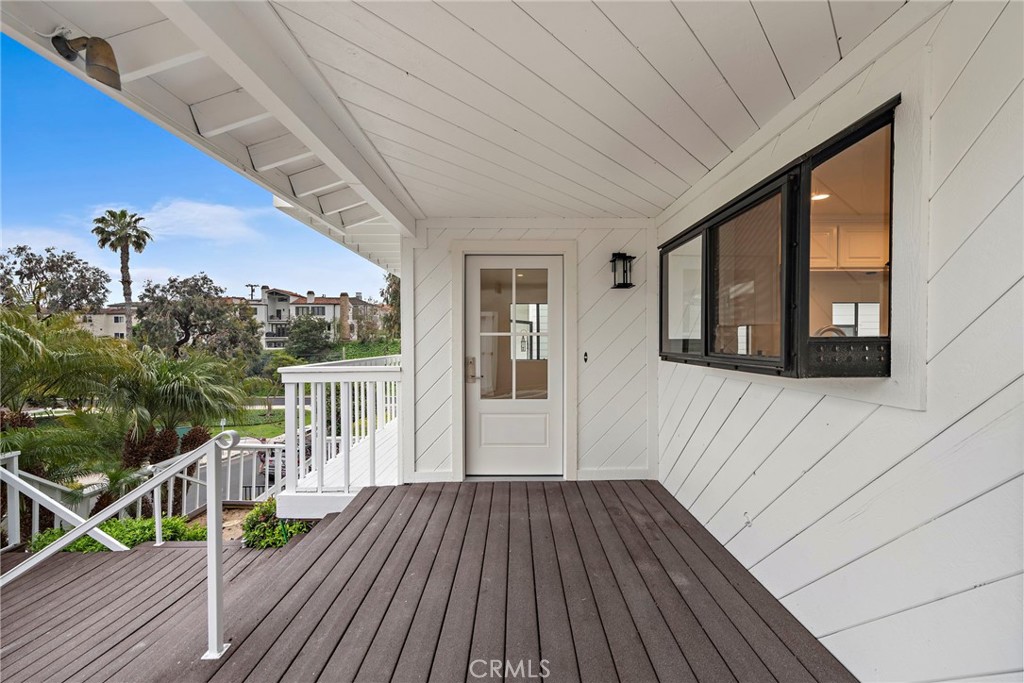 405 Heliotrope Avenue A