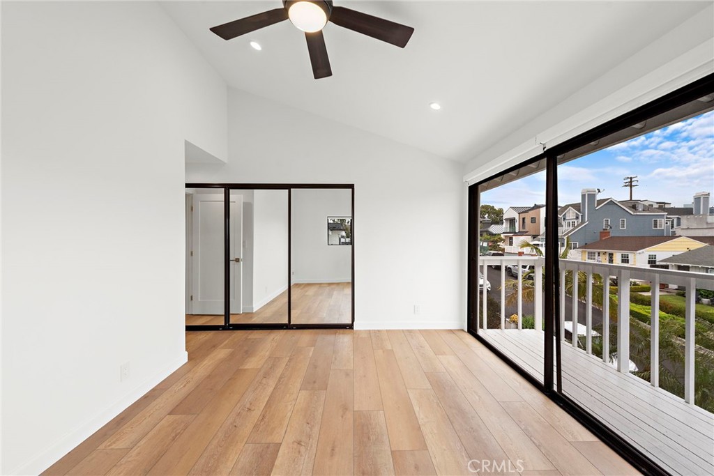 405 Heliotrope Avenue A