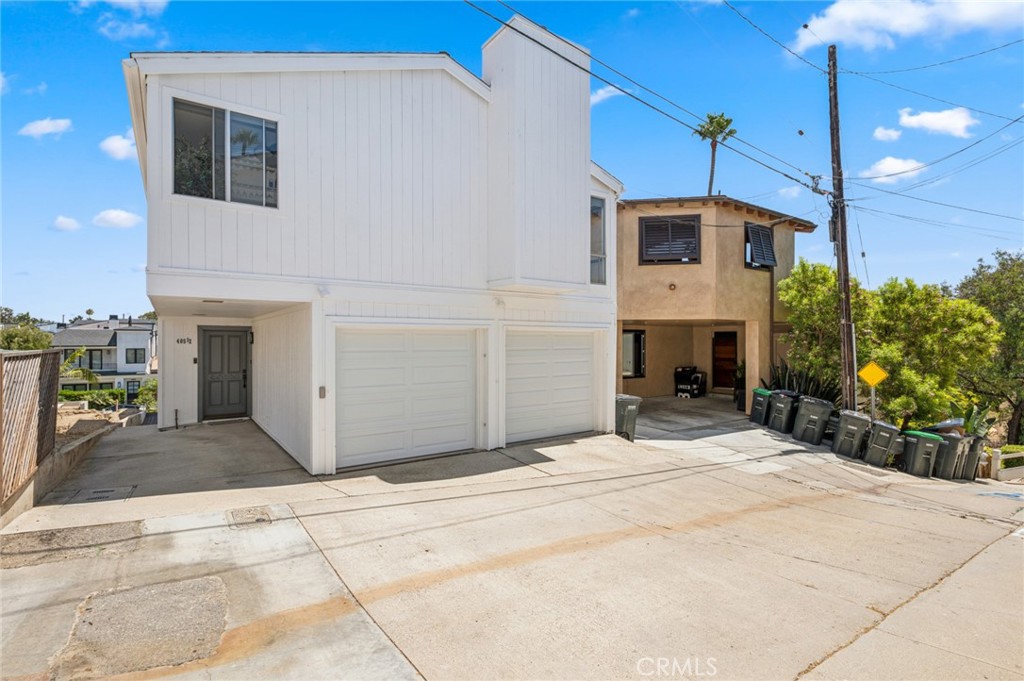 405 Heliotrope Avenue A