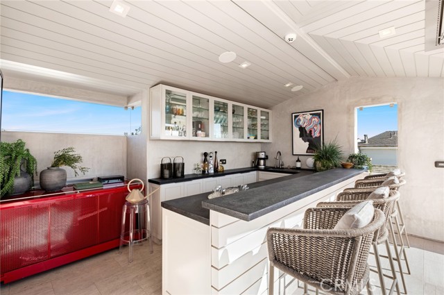 304 S Bay Front