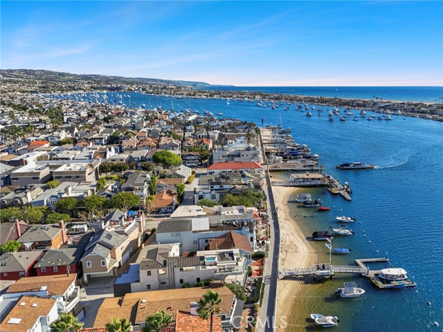 304 S Bay Front