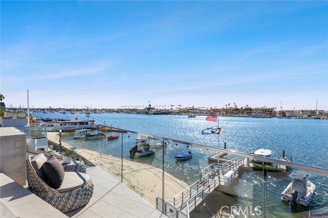 304 S Bay Front