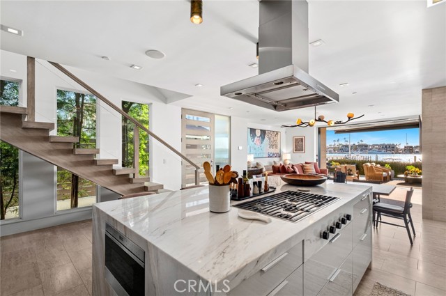 304 S Bay Front