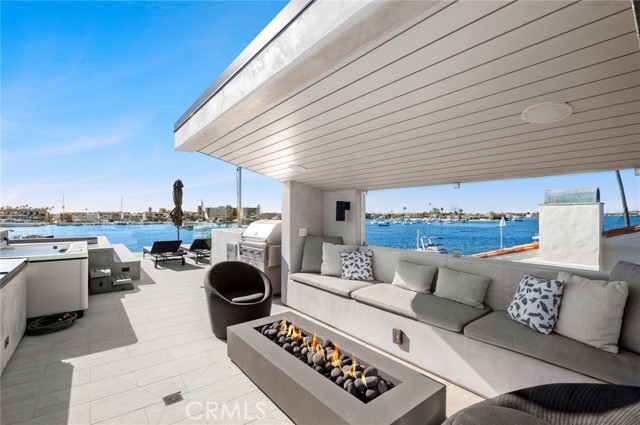 304 S Bay Front