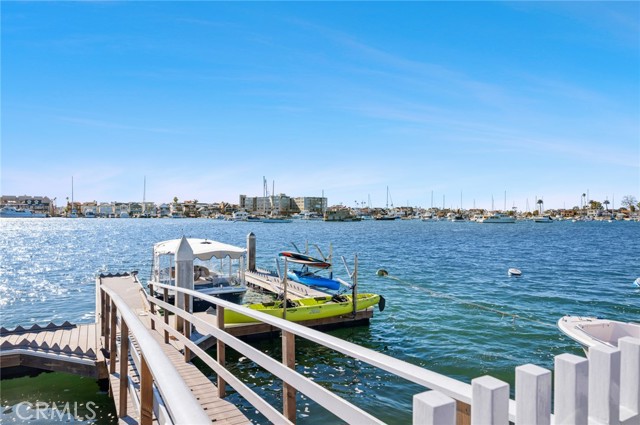 304 S Bay Front