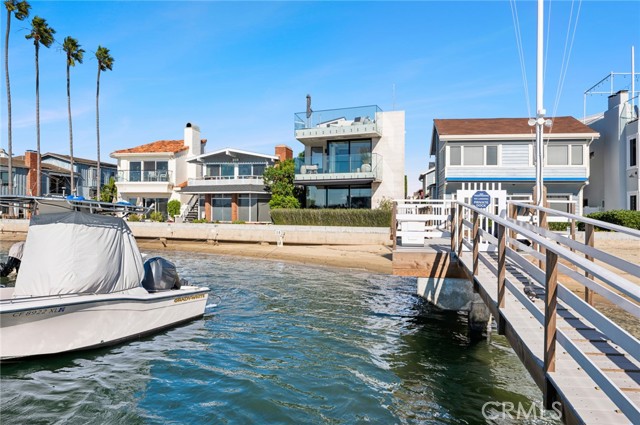 304 S Bay Front