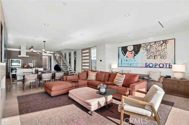 304 S Bay Front