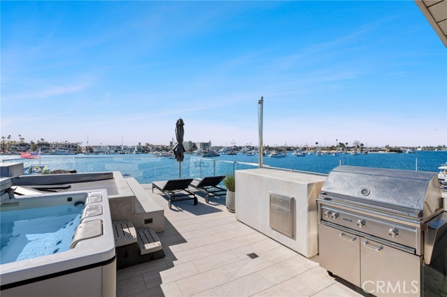 304 S Bay Front