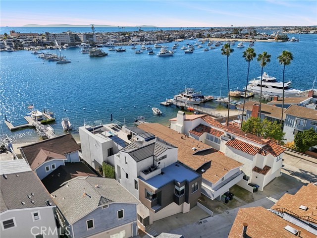 304 S Bay Front