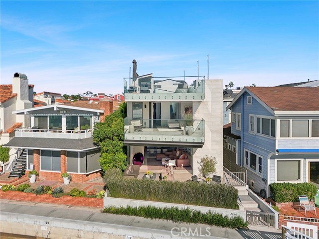304 S Bay Front