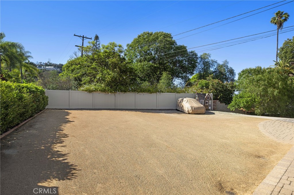 31527 Aguacate Road