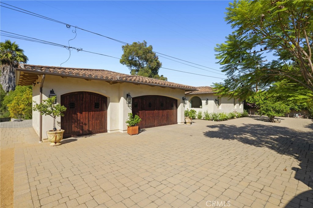 31527 Aguacate Road