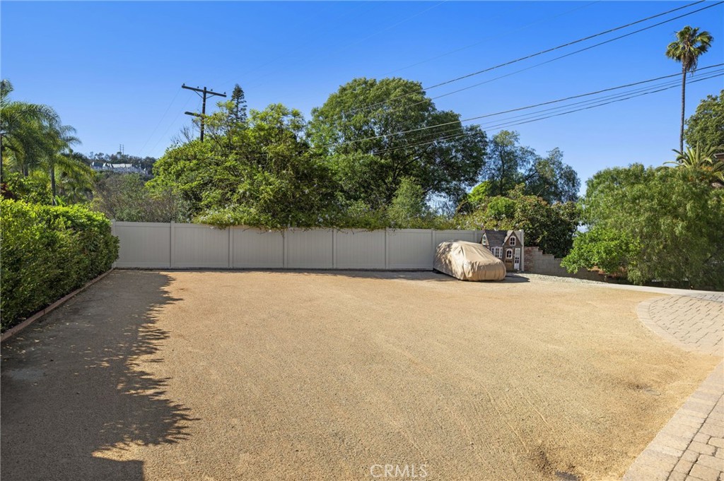 31527 Aguacate Road
