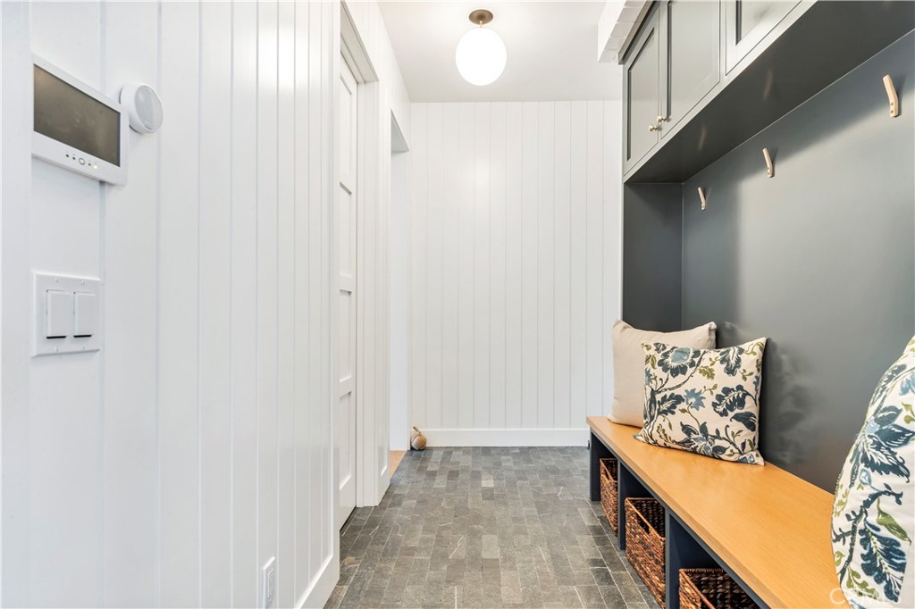 625 Saint James Road